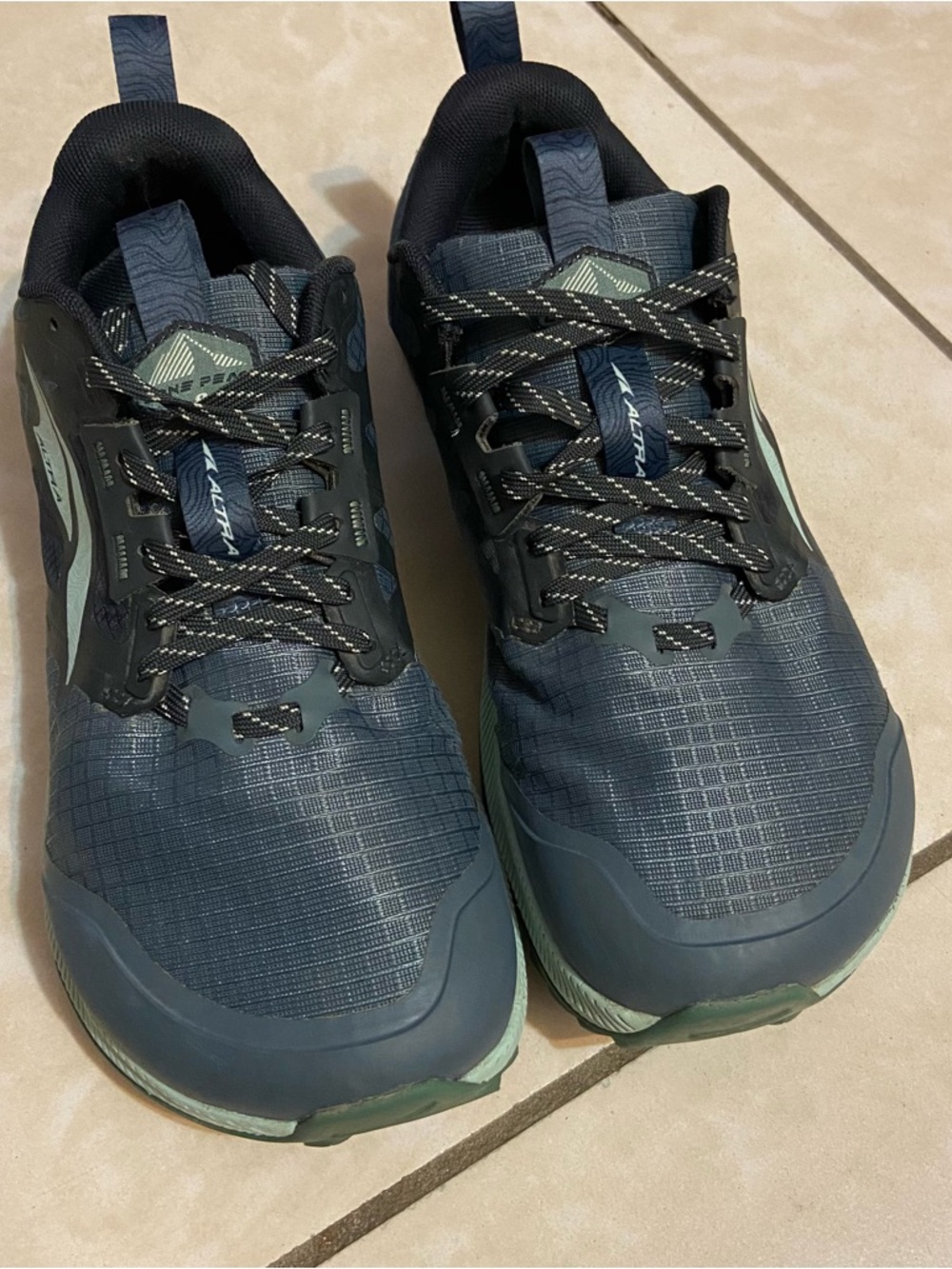 Altra lone peak Trail Running Shoes in Navy Black 9